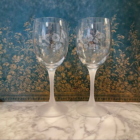Avon Crystal Hummingbird Glasses Set France - Picture 2 of 5